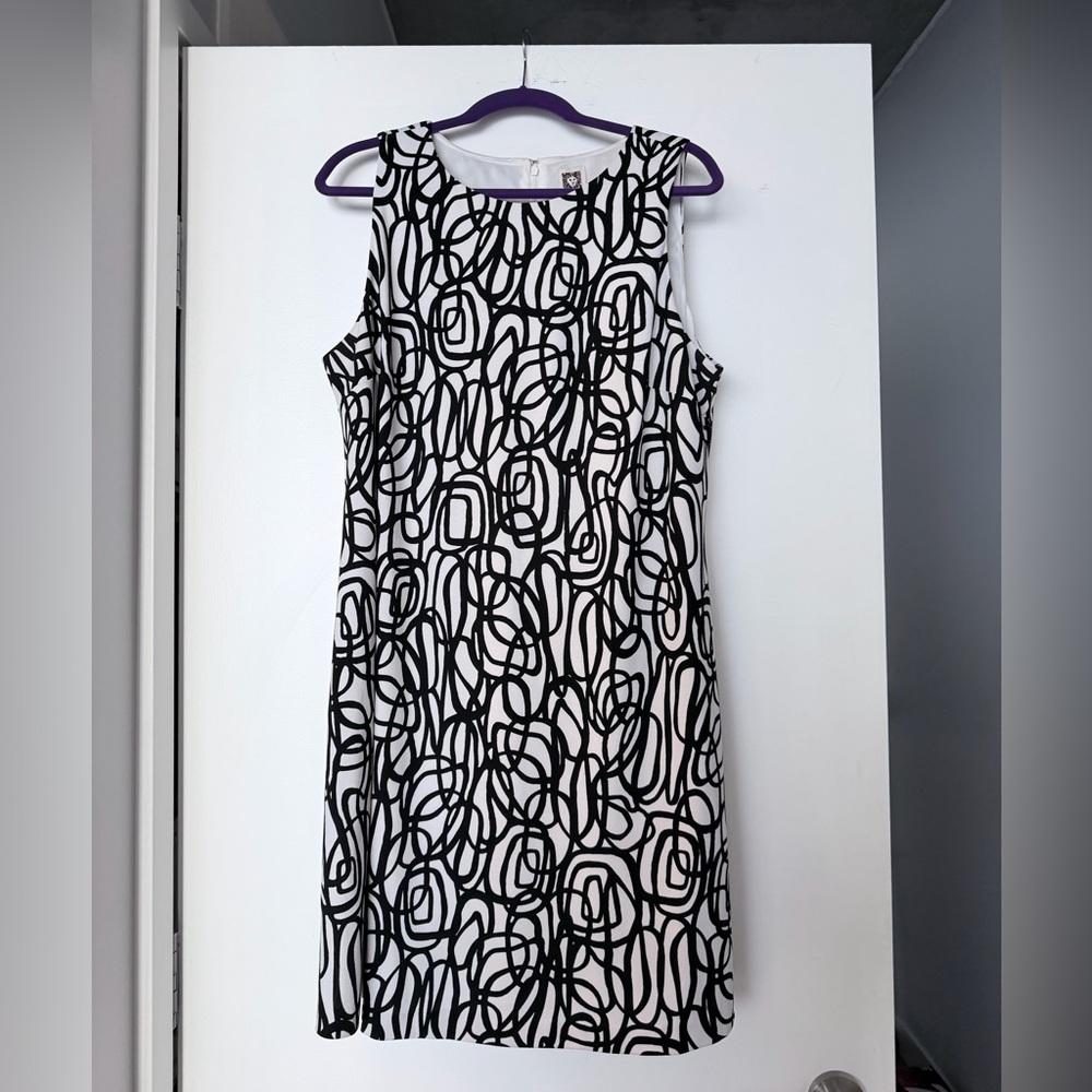 Anne Klein Black and White Sheath Midi Dress